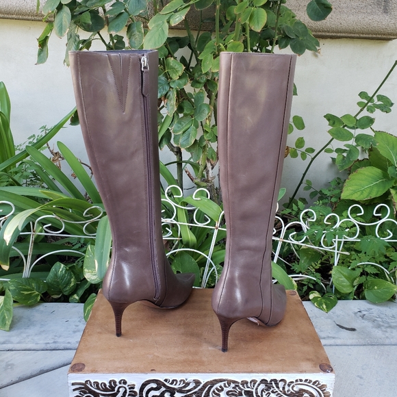 Gorgeous Linea Paolo Sleek Leather Boots - Picture 8 of 9